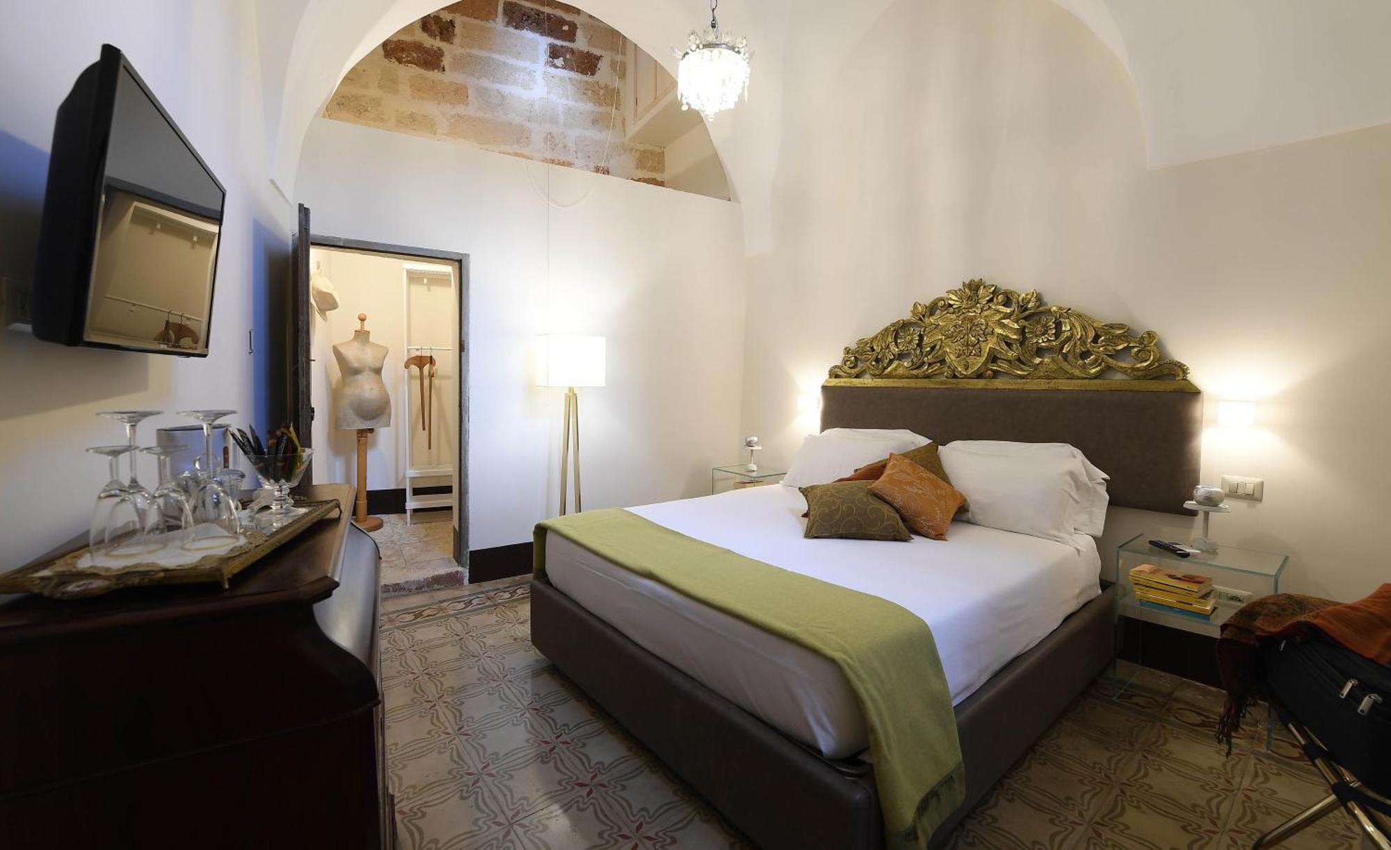Palazzo Guido Bed & Breakfast Lecce Exterior photo